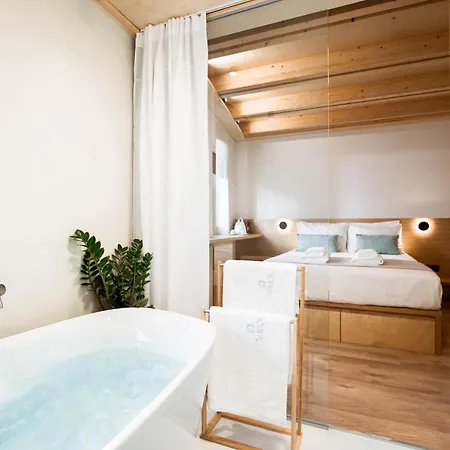 Thallos The Boutique Отель *