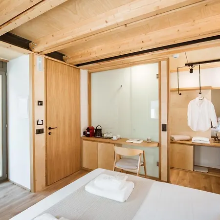 Thallos The Boutique 호텔