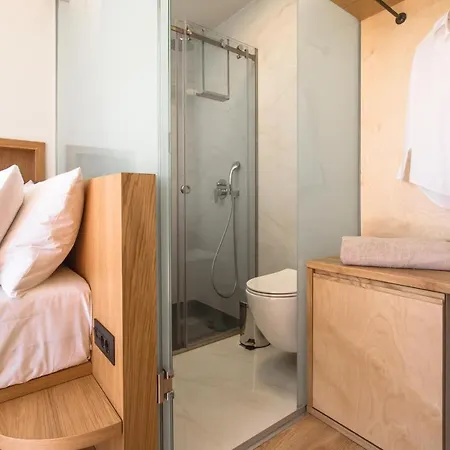 Thallos The Boutique